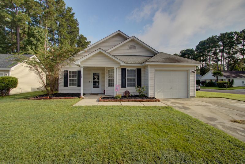 105 Yorkshire Dr, Summerville, SC 29483