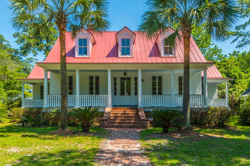 534 Central Ave, Summerville, SC 29483