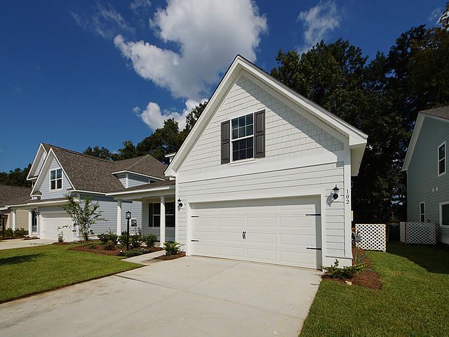 306 Red Leaf Blvd, Moncks Corner, SC 29461