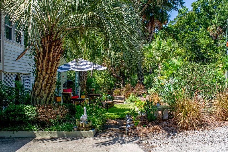 1702 Jungle Rd, Edisto Beach, SC 29438