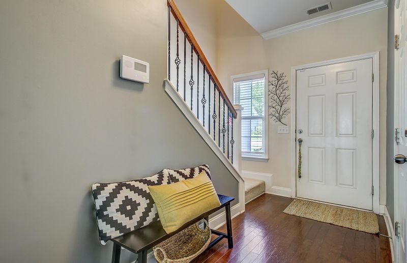 1059 Bennington Dr, Charleston, SC 29492