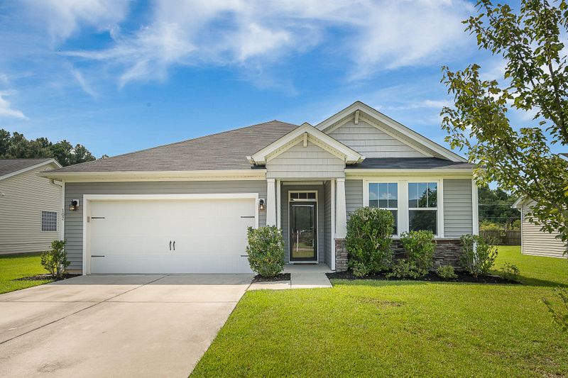 102 Gavins Way, Goose Creek, SC 29445