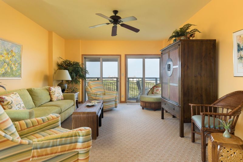 5139 Sea Forest Dr, Kiawah Island, SC 29455