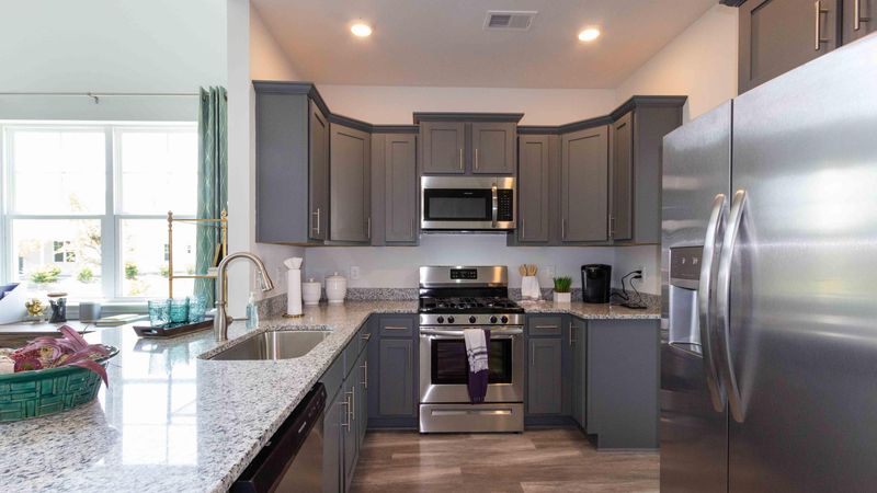 610 Hilchot Dr, Summerville, SC 29486