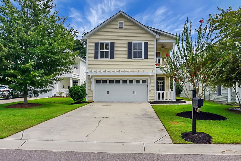 102 Alumni Ct, Ladson, SC 29456