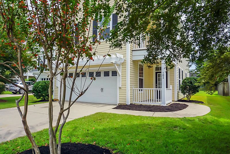 102 Alumni Ct, Ladson, SC 29456