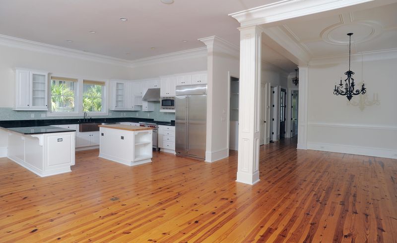 7870 Farr St, Charleston, SC 29492