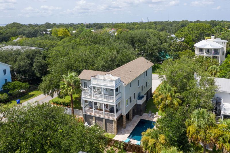 920 Royall Ave, Mount Pleasant, SC 29464