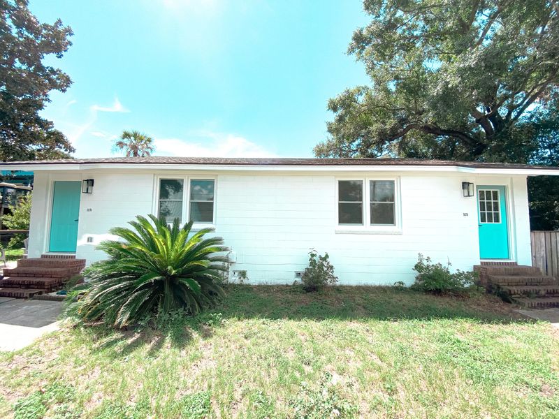 508 E Cooper Ave, Folly Beach, SC 29439