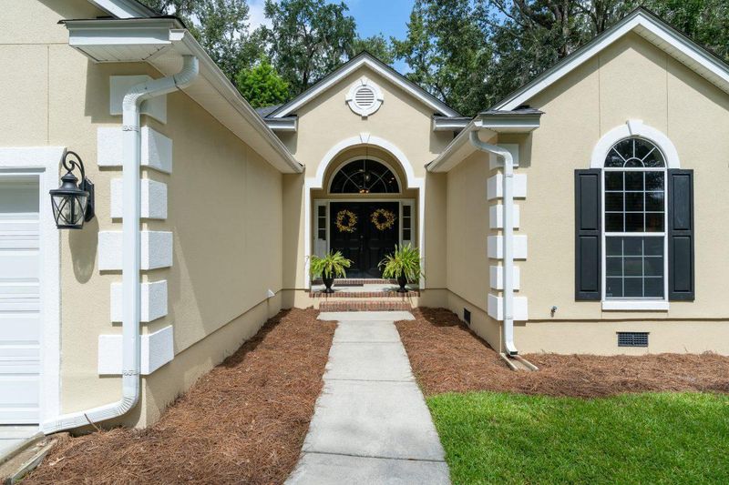 8724 Laurel Grove Ln, North Charleston, SC 29420
