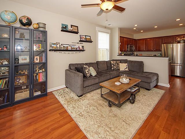 1609 Eider Down Dr, Summerville, SC 29483