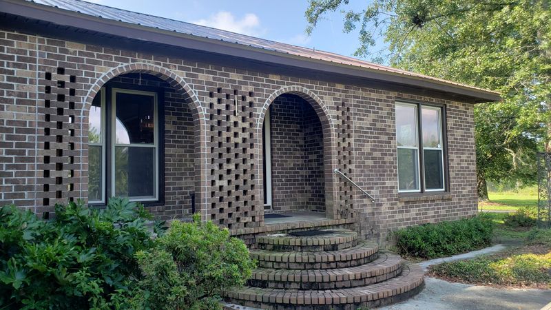 1219 Whitehouse Rd, Summerville, SC 29486