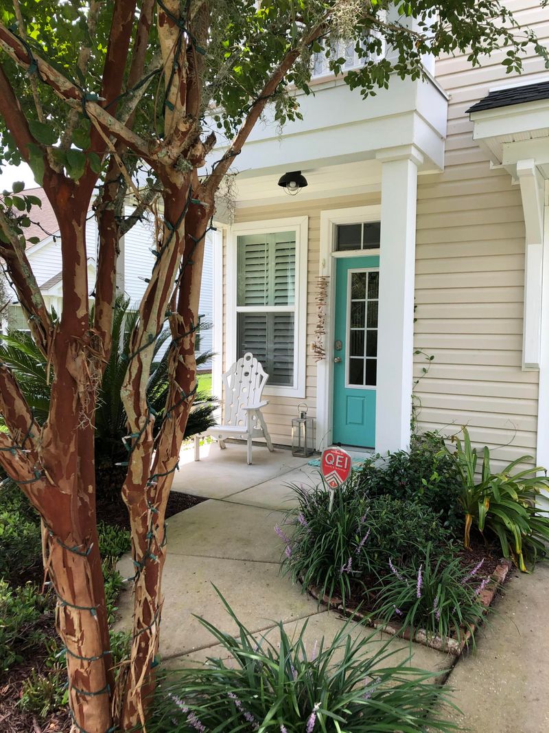 190 Larissa Dr, Charleston, SC 29414