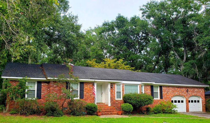 824 Robert E Lee Blvd, James Island, SC 29412