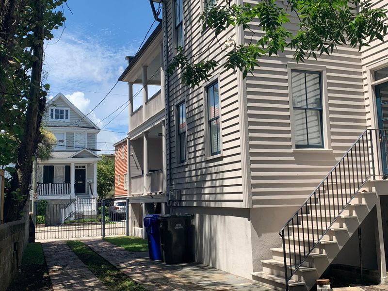 2 Felix St, Charleston, SC 29403