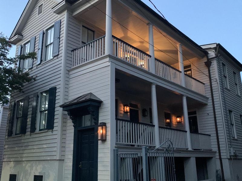 2 Felix St, Charleston, SC 29403