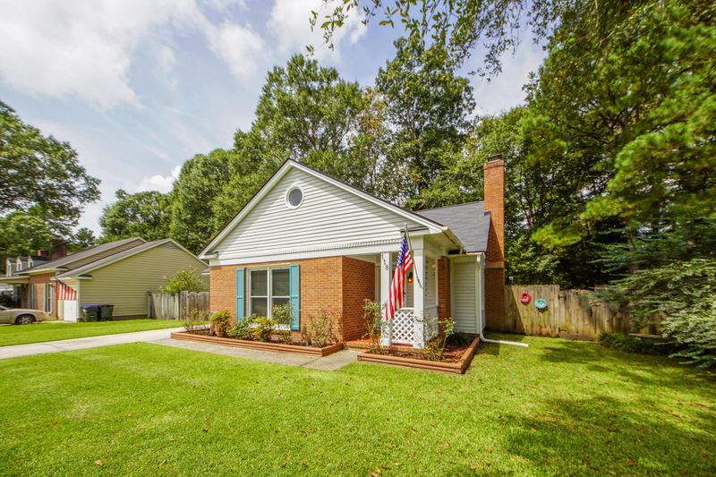 118 Orchard Ct, Summerville, SC 29485