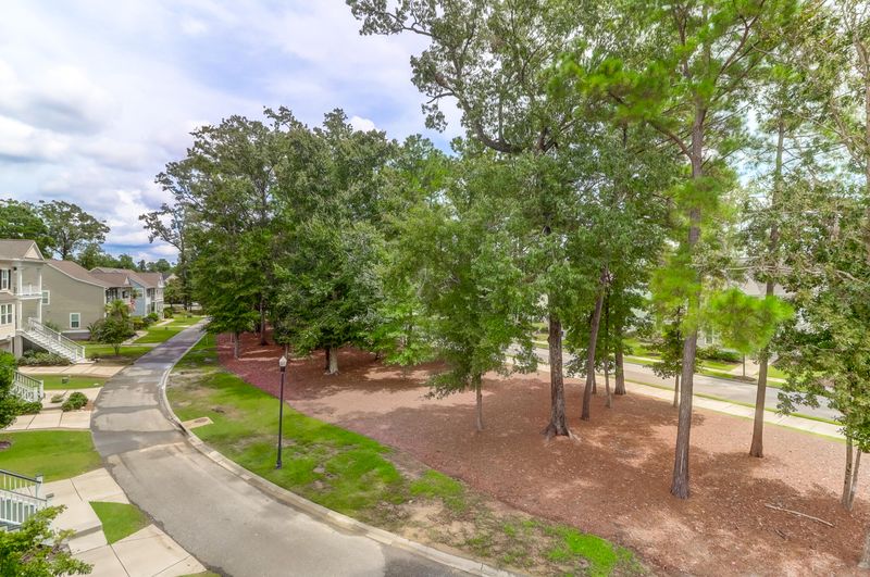 1945 Clay Ln, Charleston, SC 29414