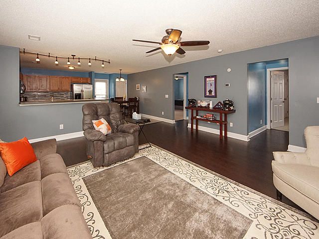 8532 Chloe Ln, North Charleston, SC 29406