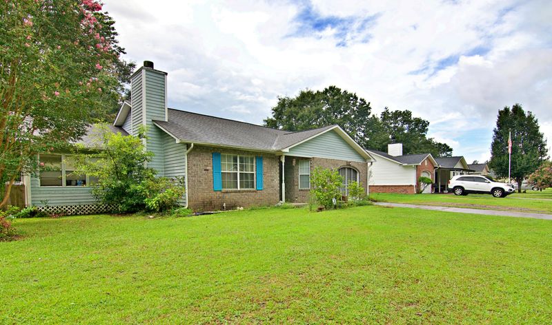 127 Paddock Way, Summerville, SC 29486