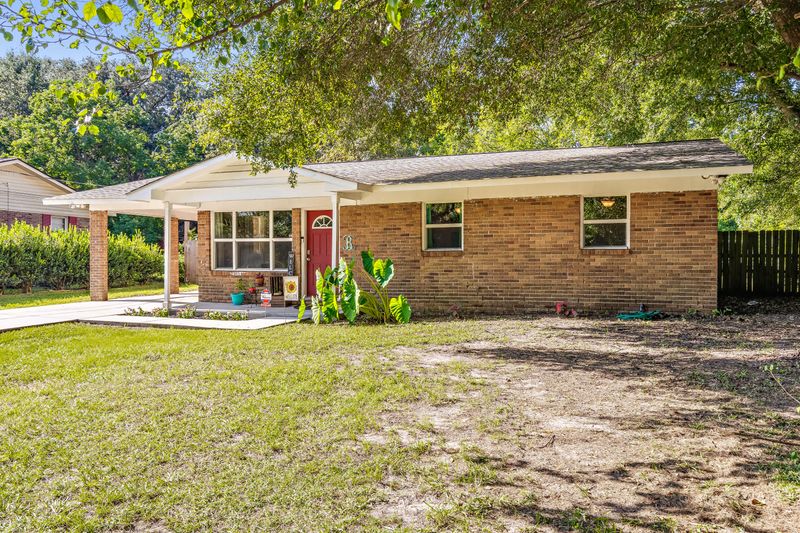 108 Ridge Rd, Summerville, SC 29485