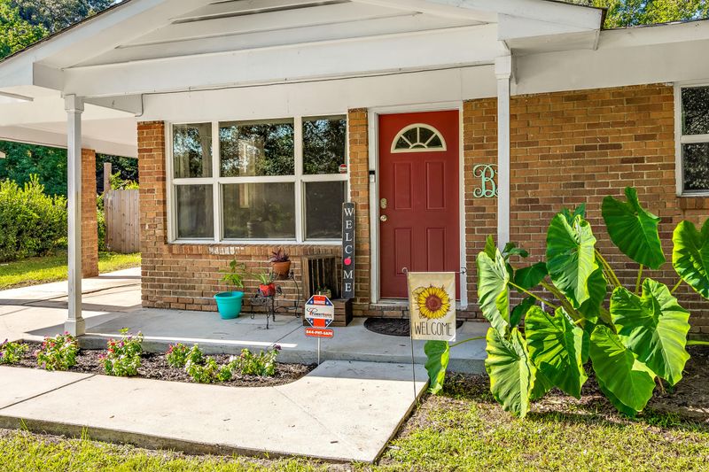 108 Ridge Rd, Summerville, SC 29485