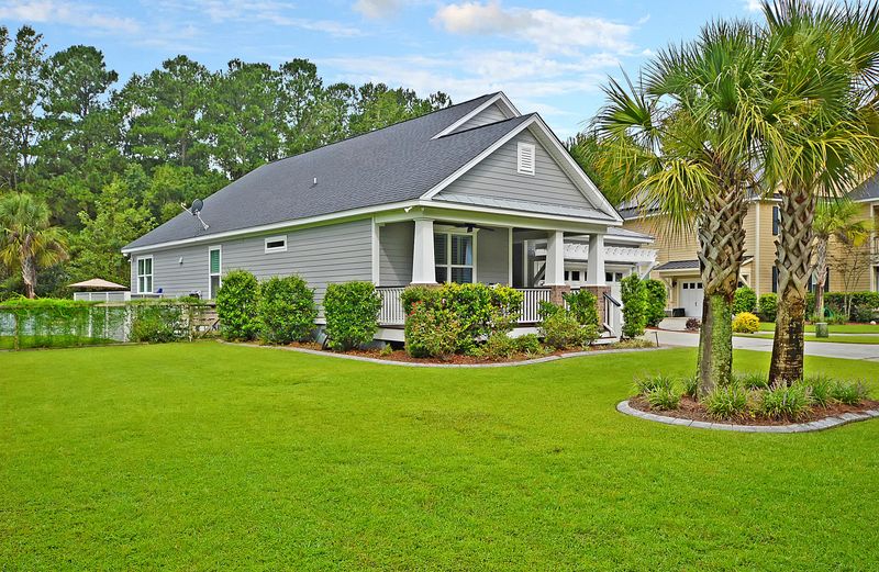 218 Haupt St, Summerville, SC 29483