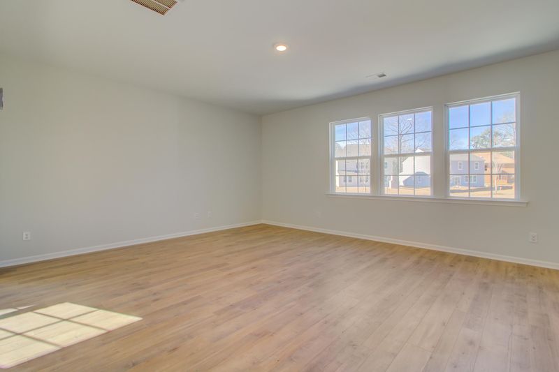 419 Squire Pope Rd, Summerville, SC 29486