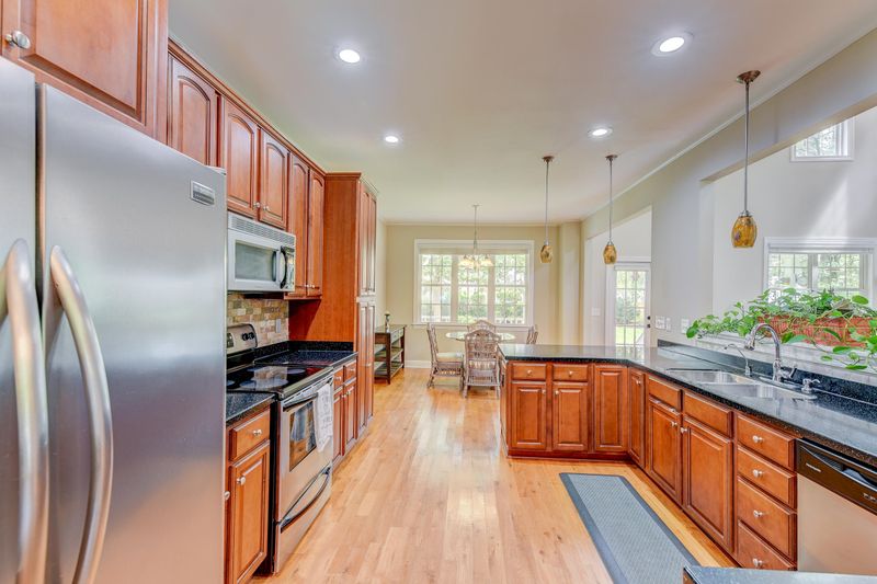 156 Fall Creek Blvd, Summerville, SC 29483