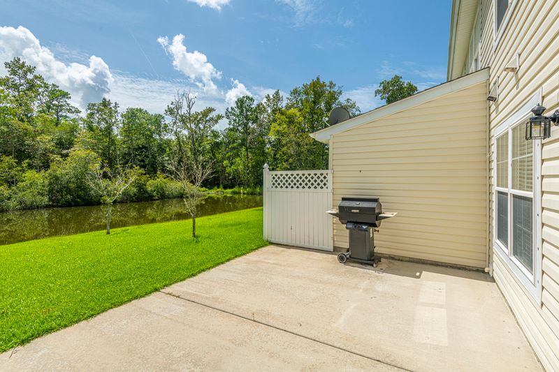 5211 Pomfret St, North Charleston, SC 29418