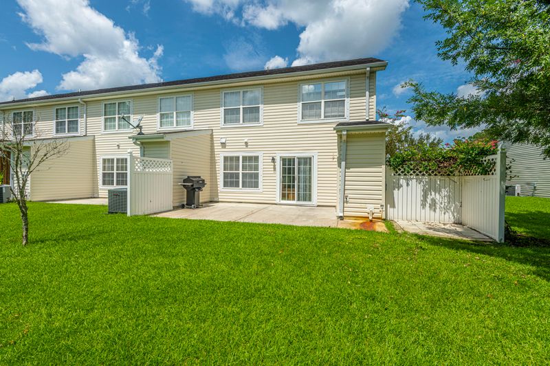 5211 Pomfret St, North Charleston, SC 29418