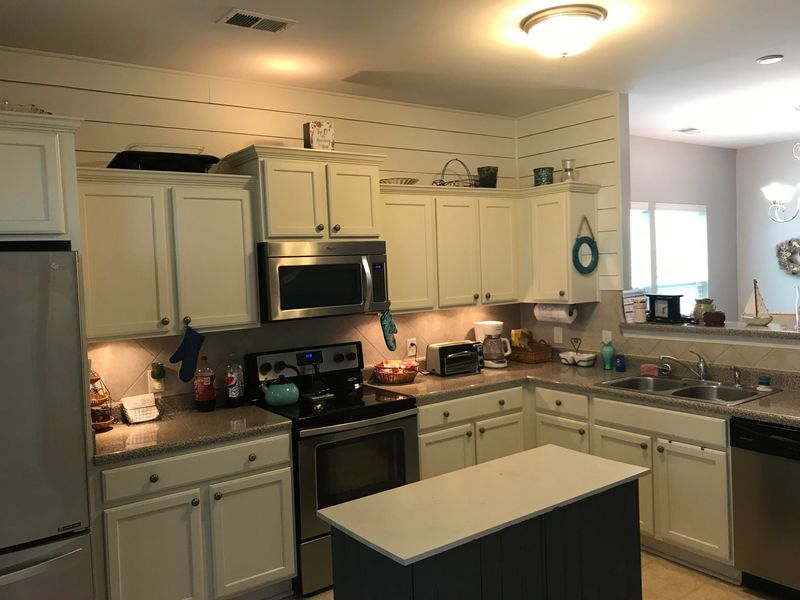 4950 Ballantine Dr, Summerville, SC 29485