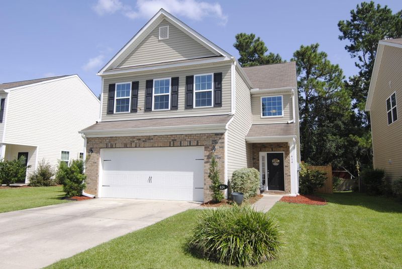 414 Rockville Rd, Moncks Corner, SC 29461