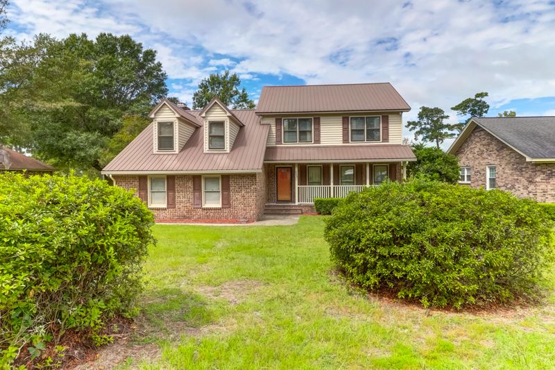 205 Land O Pines Cir, Moncks Corner, SC 29461