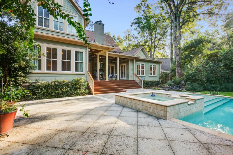 307 3rd Ave, Mount Pleasant, SC 29464