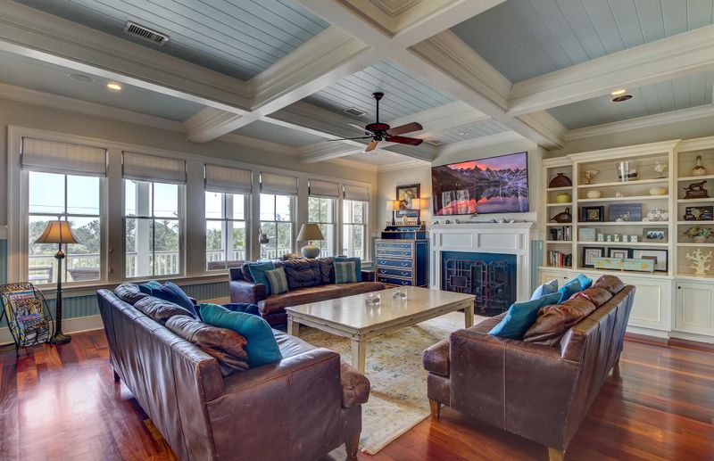 9 Abalone Al, Isle Of Palms, SC 29451