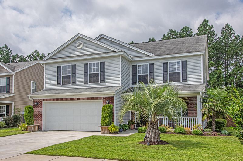 323 Deep River Rd, Summerville, SC 29486