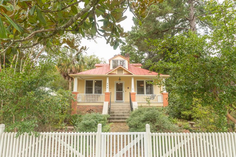 206 E Richardson Ave, Summerville, SC 29483