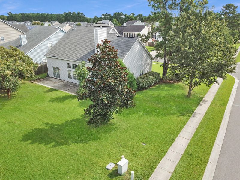 7300 Brown Thrasher Ct, Hanahan, SC 29410