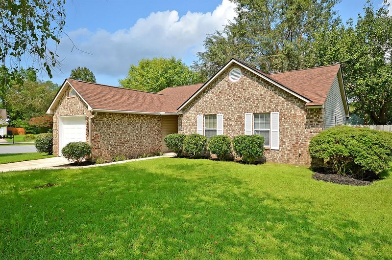 8592 Allatoona Ct, North Charleston, SC 29406