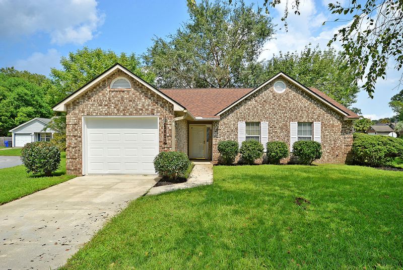 8592 Allatoona Ct, North Charleston, SC 29406