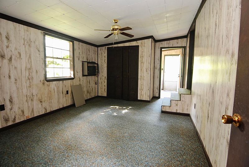1060 Longpoint Rd, Cross, SC 29436