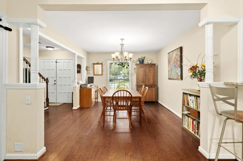 2023 Bayhill Dr, Charleston, SC 29414