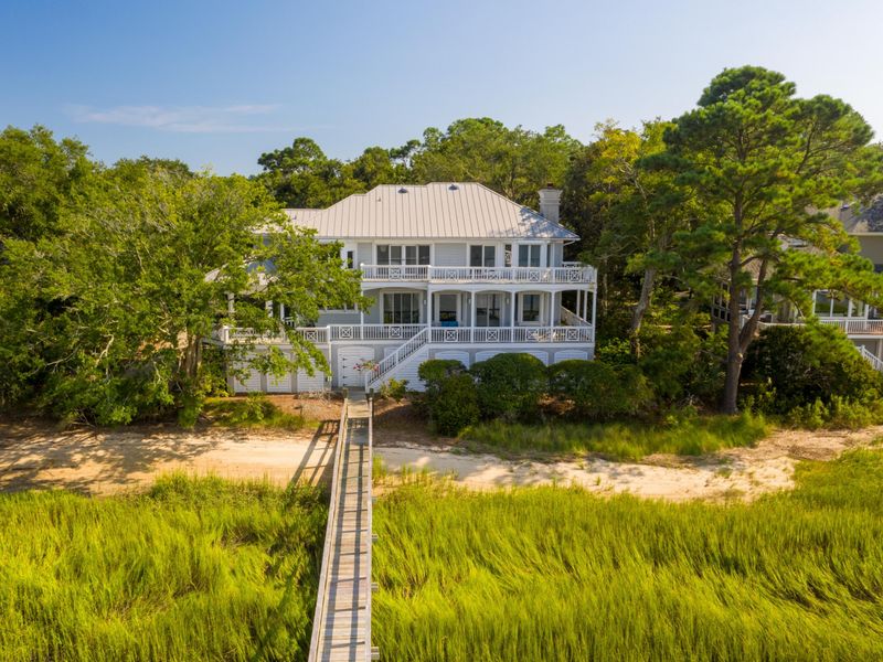 32 Rhetts Bluff Rd, Kiawah Island, SC 29455