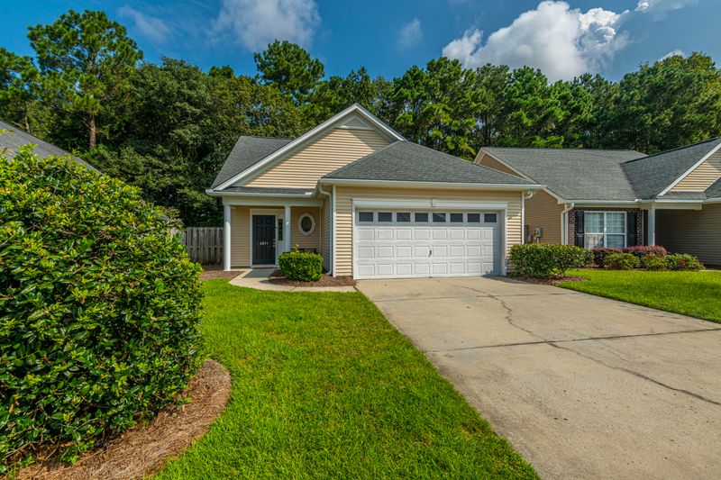 4893 Carnoustie Ct, Summerville, SC 29485