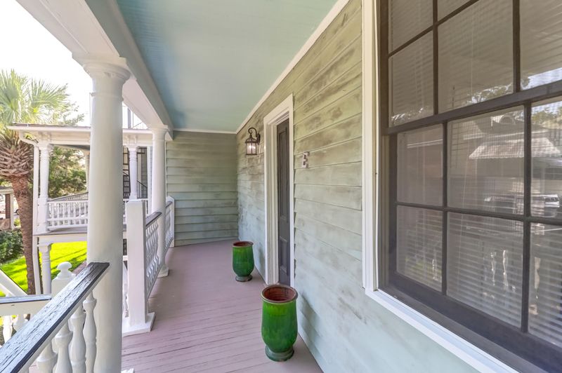 58 Rutledge Ave #E, Charleston, SC 29401