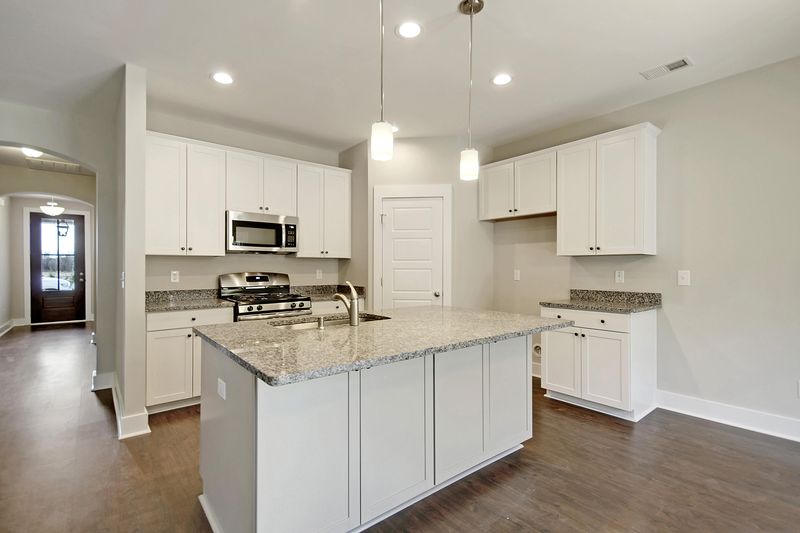 286 Whirlaway Dr, Moncks Corner, SC 29461