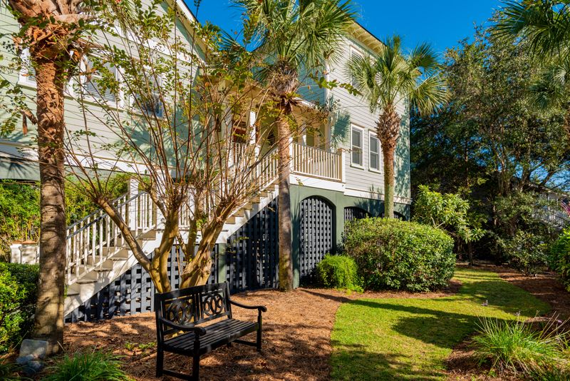 1560 Home Farm Rd, Mount Pleasant, SC 29464