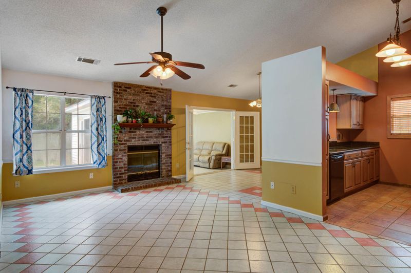254 Two Hitch Rd, Goose Creek, SC 29445