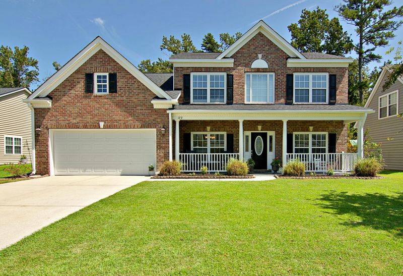 177 Back Tee Cir, Summerville, SC 29485